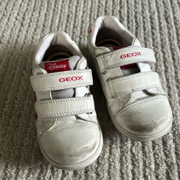 Geox Disney Minnie and Mickey toddler sneakers. - Picture 5 of 6